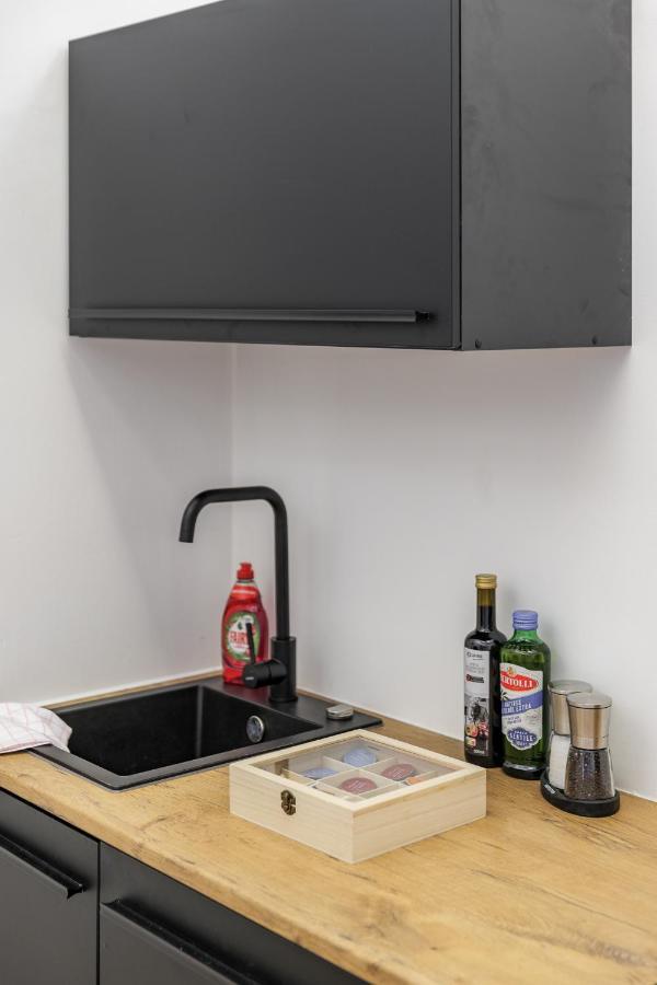Flats 4 You, Moderne City Wohnung Naehe Hbf, Due-Messe 20 Min, Netflix, Kueche Duisburg Bagian luar foto