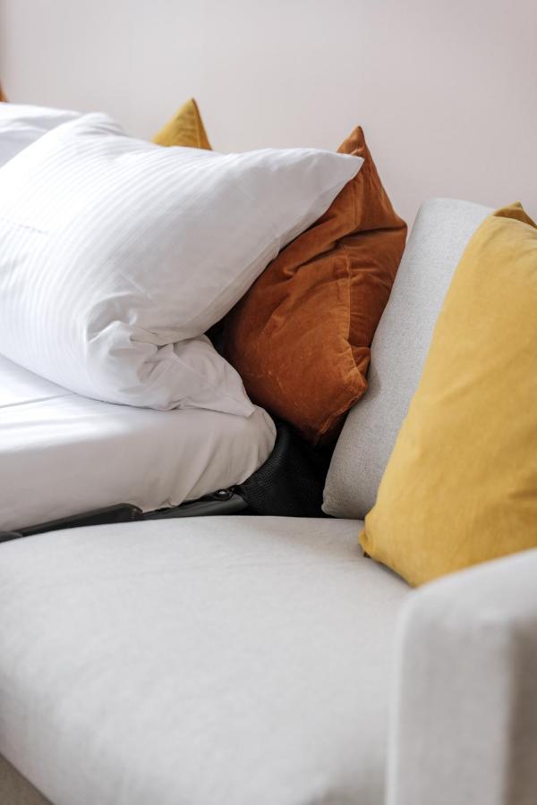 Flats 4 You, Moderne City Wohnung Naehe Hbf, Due-Messe 20 Min, Netflix, Kueche Duisburg Bagian luar foto