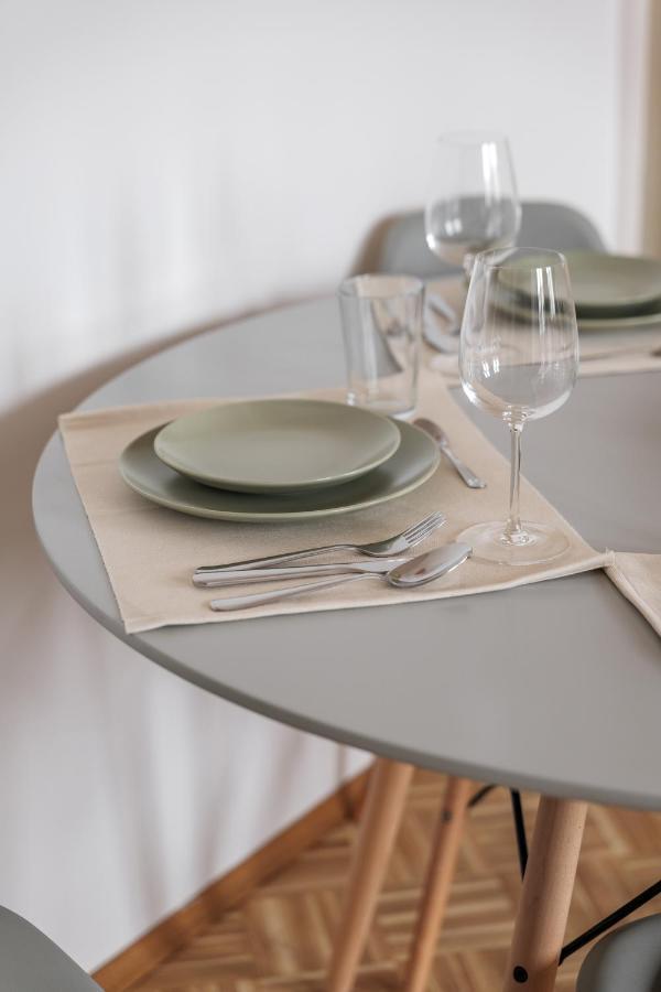 Flats 4 You, Moderne City Wohnung Naehe Hbf, Due-Messe 20 Min, Netflix, Kueche Duisburg Bagian luar foto
