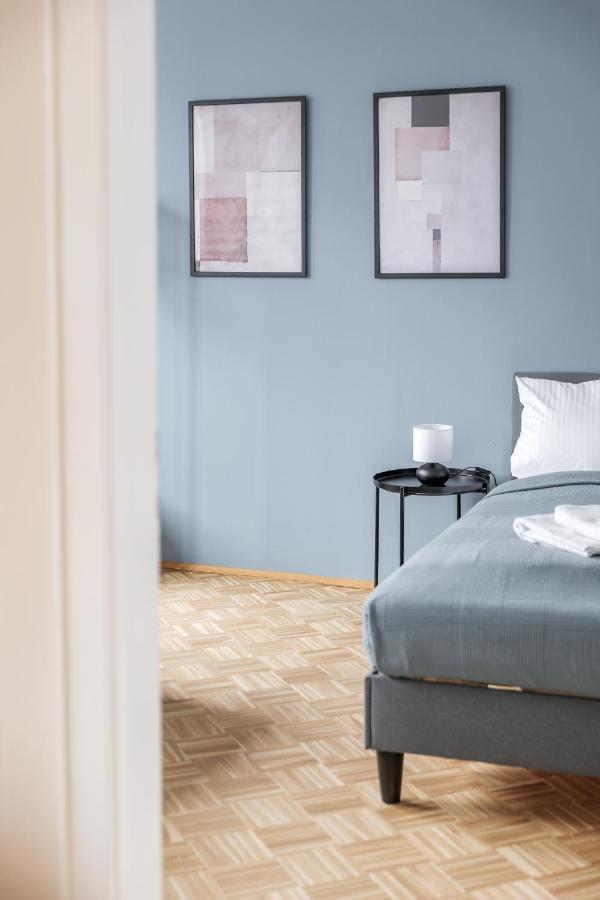Flats 4 You, Moderne City Wohnung Naehe Hbf, Due-Messe 20 Min, Netflix, Kueche Duisburg Bagian luar foto