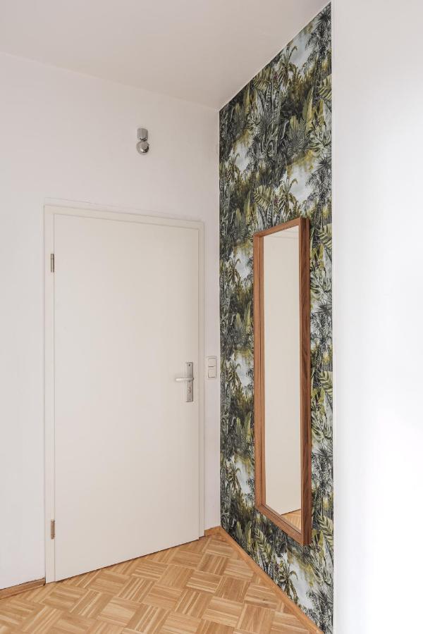 Flats 4 You, Moderne City Wohnung Naehe Hbf, Due-Messe 20 Min, Netflix, Kueche Duisburg Bagian luar foto