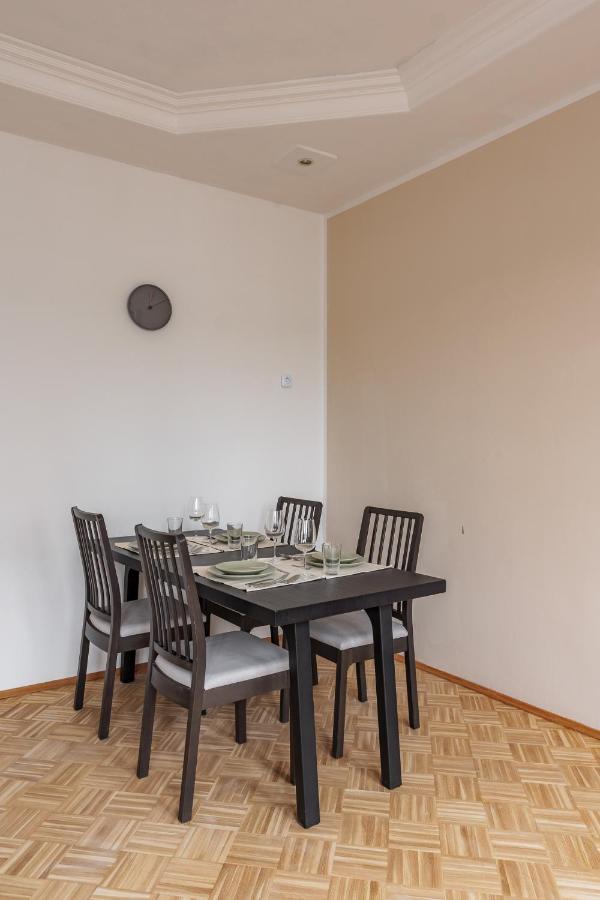 Flats 4 You, Moderne City Wohnung Naehe Hbf, Due-Messe 20 Min, Netflix, Kueche Duisburg Bagian luar foto