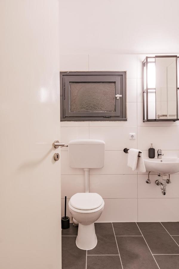 Flats 4 You, Moderne City Wohnung Naehe Hbf, Due-Messe 20 Min, Netflix, Kueche Duisburg Bagian luar foto
