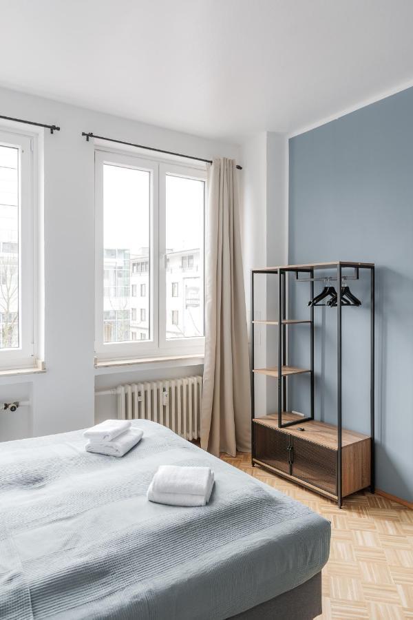 Flats 4 You, Moderne City Wohnung Naehe Hbf, Due-Messe 20 Min, Netflix, Kueche Duisburg Bagian luar foto