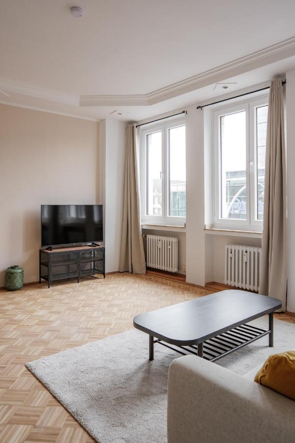 Flats 4 You, Moderne City Wohnung Naehe Hbf, Due-Messe 20 Min, Netflix, Kueche Duisburg Bagian luar foto