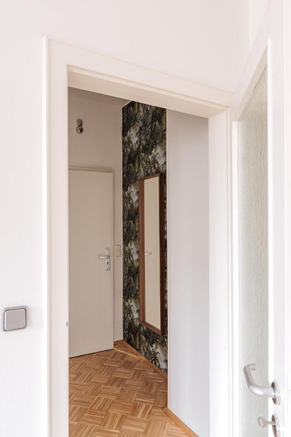 Flats 4 You, Moderne City Wohnung Naehe Hbf, Due-Messe 20 Min, Netflix, Kueche Duisburg Bagian luar foto