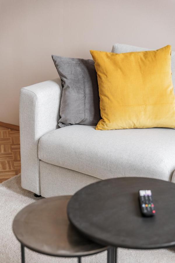 Flats 4 You, Moderne City Wohnung Naehe Hbf, Due-Messe 20 Min, Netflix, Kueche Duisburg Bagian luar foto