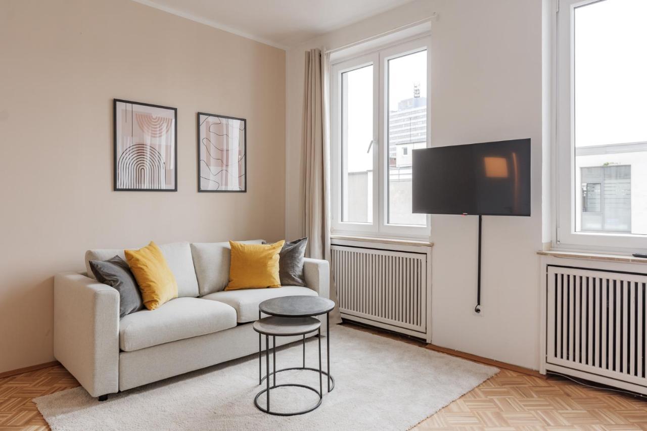 Flats 4 You, Moderne City Wohnung Naehe Hbf, Due-Messe 20 Min, Netflix, Kueche Duisburg Bagian luar foto